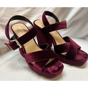 Women's Alexandra Velvet Platform Heel Pumps Mossimo Supply Co.™ size 7.5